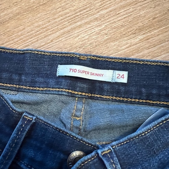 Levi’s 710 skinny jeans - Picture 4 of 7